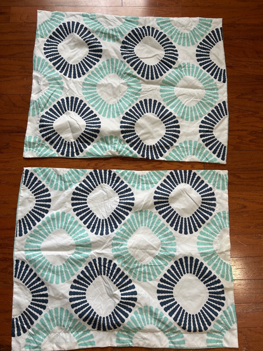 Geometric Pillow Covers